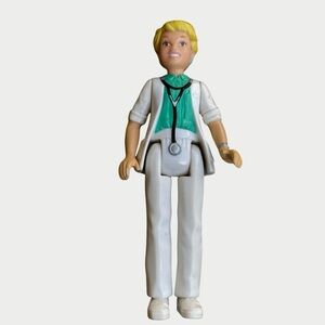 Vintage Playskool LOVING FAMILY DOLLHOUSE Female Doctor figure